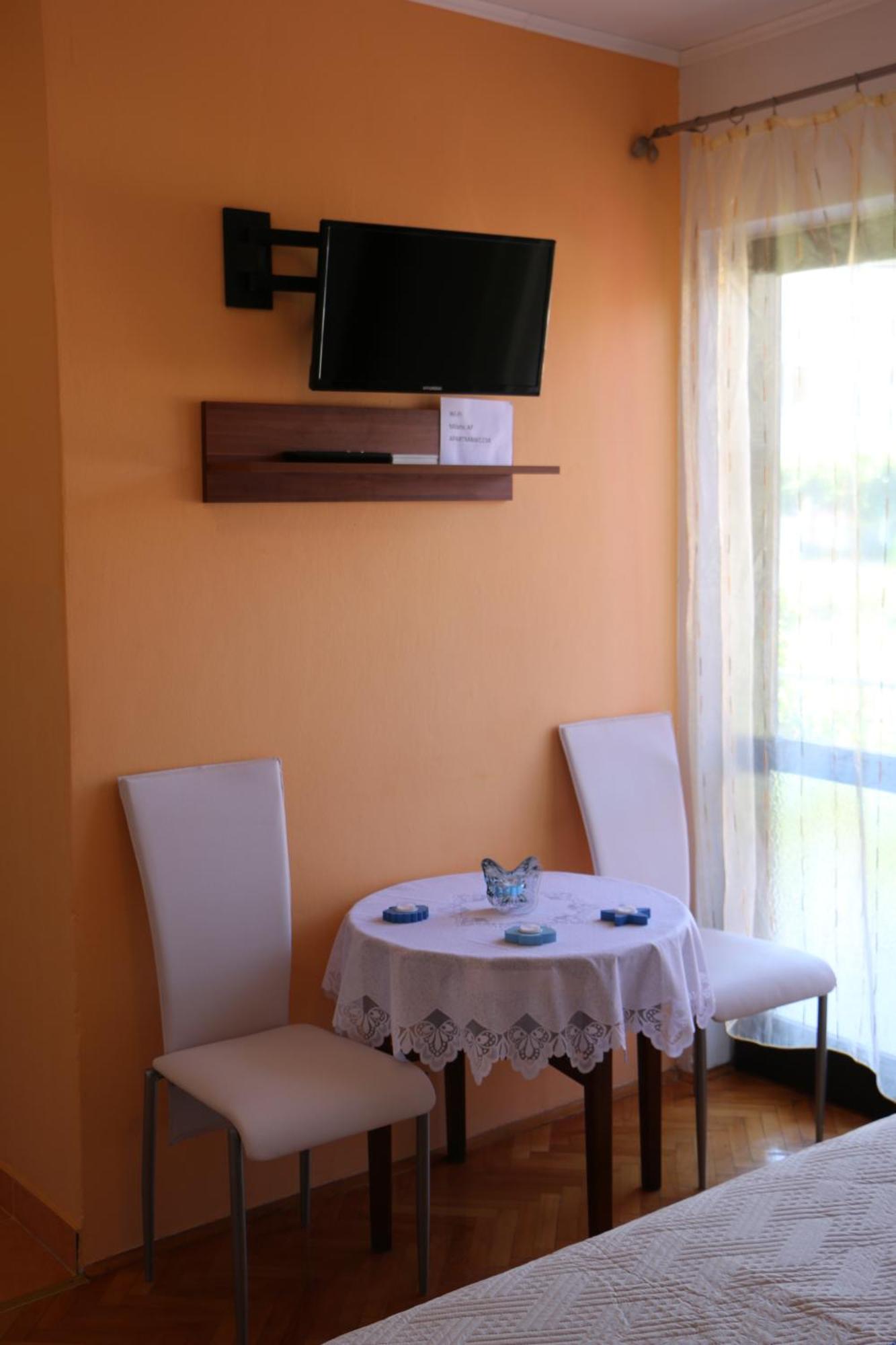 Apartments Milatic Jelsa  Exterior photo